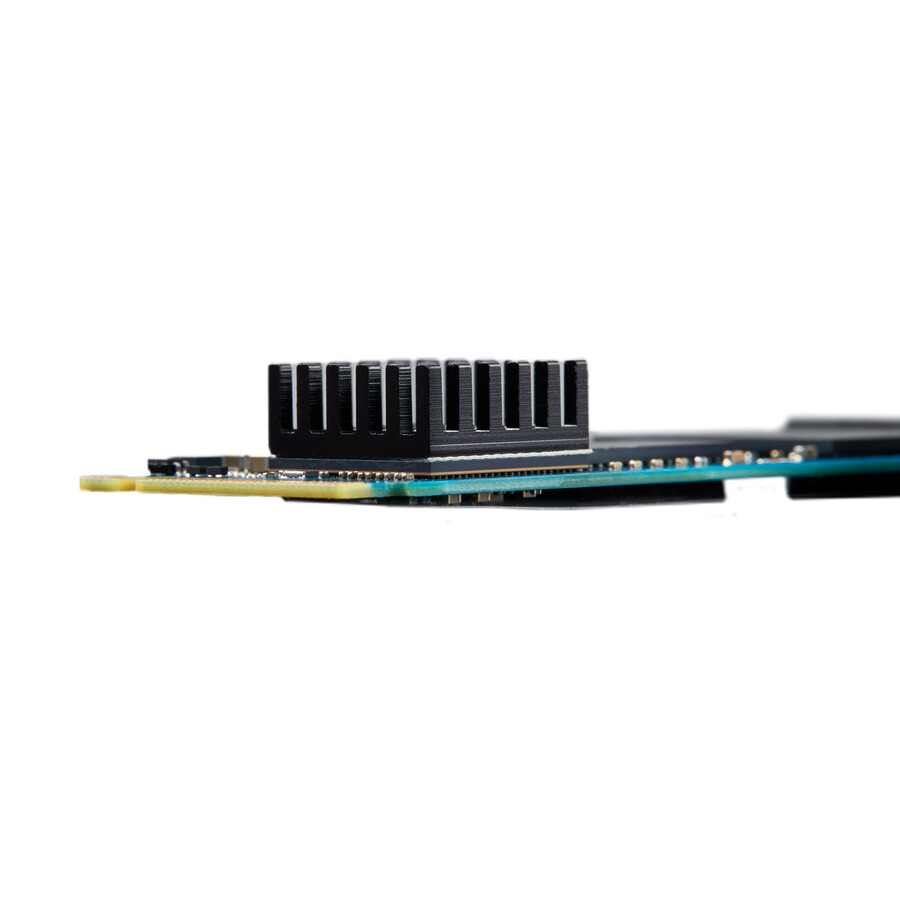 ssd pcie 4.0 nvme m.2 dc2000b - capacidad = 960 gb opciones = disipador térmico